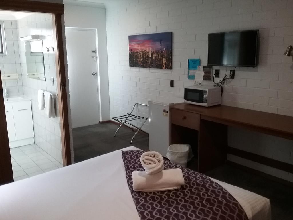 Pooraka Motor Inn Екстериор снимка
