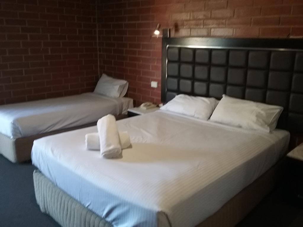 Pooraka Motor Inn Екстериор снимка