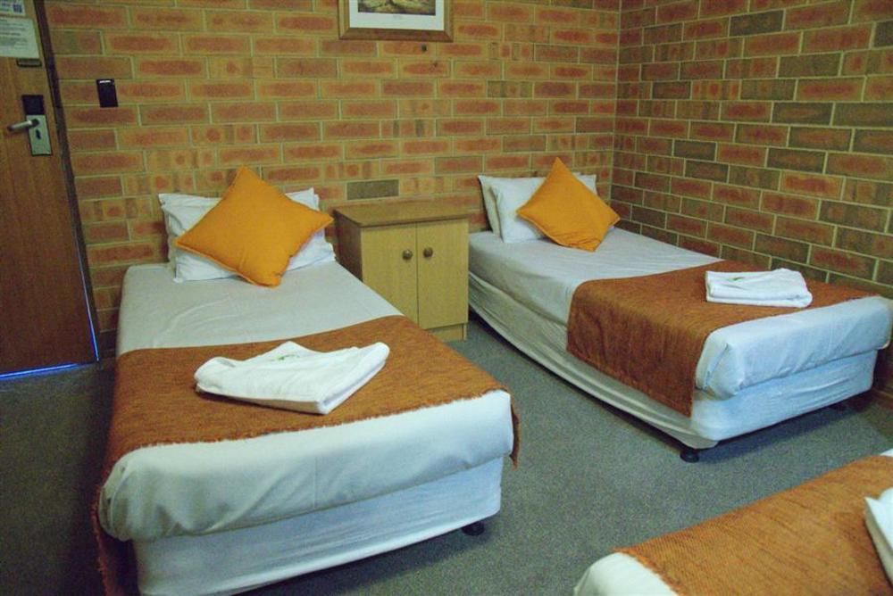 Pooraka Motor Inn Екстериор снимка