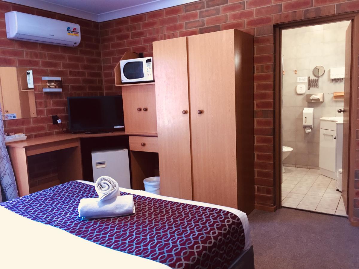 Pooraka Motor Inn Екстериор снимка